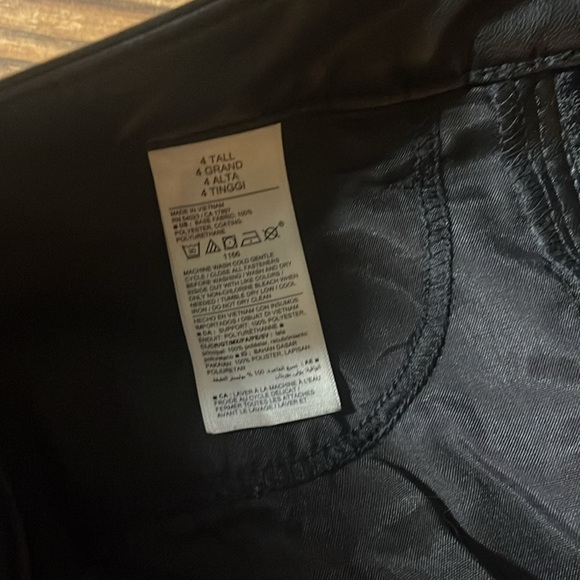 Old Navy Highest High Rise Flare Faux Leather Pants - Picture 8 of 9